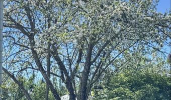 66 Howard St, Bangor, ME 04401