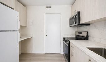 9800 W Bay Harbor Dr 406, Bay Harbor Islands, FL 33154