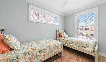 118 DOLPHIN Ave, Beach Haven, NJ 08008