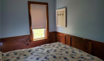 95 Mohawk St, Coventry, RI 02816