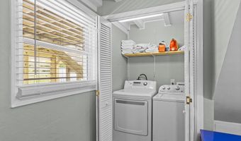125 Pelican Dr, Atlantic Beach, NC 28512