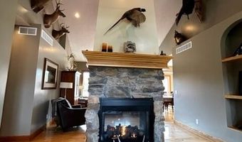 1084 38th St, Allegan, MI 49010
