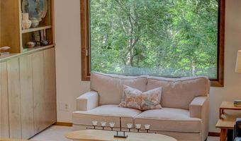15511 Afton Hills Dr S, Afton, MN 55001