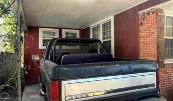 2329 MADELINE St, Alexandria, LA 71301