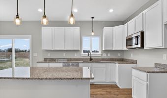 247 Gemstone Dr, Alma, MI 48801