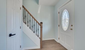 25 Homestead Ave, Avenel, NJ 07001