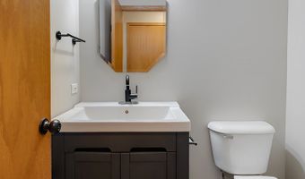 461 Winding Canyon Way, Algonquin, IL 60102