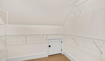 32 Colby Farm Rd, Chester, NH 03036