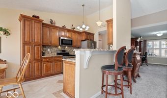 727 Crystal Farms Dr, Avon, IN 46123