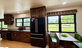 5811 N Luce Rd, Alma, MI 48801