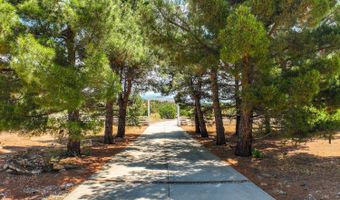 580 S STAGECOACH Dr, Brookside, UT 84782