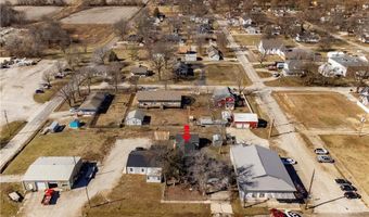 406 S Main St, Archie, MO 64725
