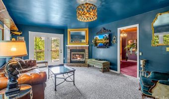 8 Sunny Ridge Dr, Asheville, NC 28804