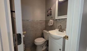 136 Birch Dr, Blakeslee, PA 18610