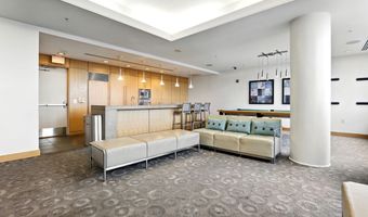 2001 15TH St N 111, Arlington, VA 22201