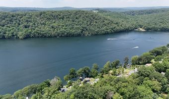 15 Wondy Way, Danbury, CT 06811