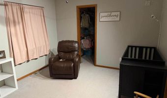 850 E Mill St, Akron, IA 51001