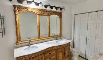 201 McGlasker St, Atmore, AL 36502