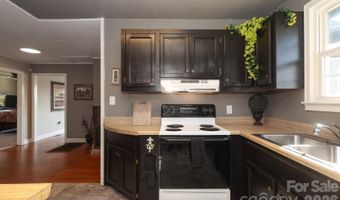 414 S Chester St S, Blacksburg, SC 29702