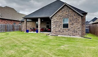 1101 Flat Rock St, Bentonville, AR 72713