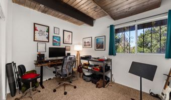 24333 Horst Dr, Crestline, CA 92325