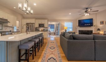 237 Woodland Way, Ayer, MA 01432