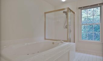 10307 FLEMING Ave, Bethesda, MD 20814