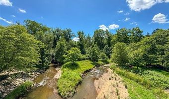 25733 River Dr, Franklin, MI 48025
