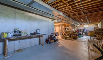 24 Orsaf Ln, Bayville, NJ 08721