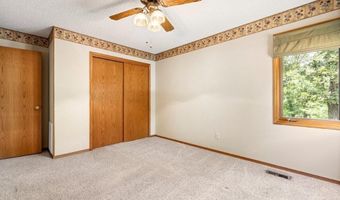 9 McKenzie Dr, Bella Vista, AR 72715