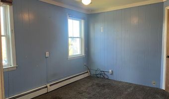 5 Lakeside Ave, Cranston, RI 02910