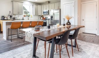 3601 CHICAGO St, Albany, OR 97322
