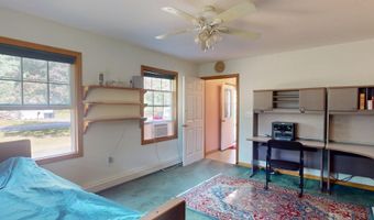 82 Plummer Hill Rd, Belmont, NH 03220