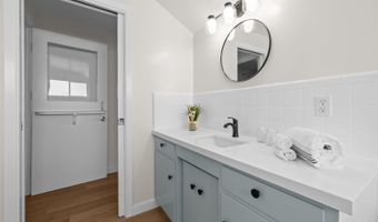 1241 Park Ave, Alameda, CA 94501