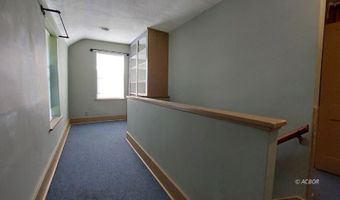 98 Central Ave, Athens, OH 45701