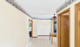 401 N College St, Agency, IA 52530