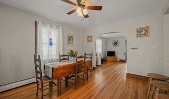 5 Wall St, Cromwell, CT 06416