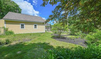 9 Lawes Ave, Bedford, NH 03110