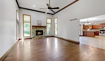 17713 157th Ter, Basehor, KS 66012