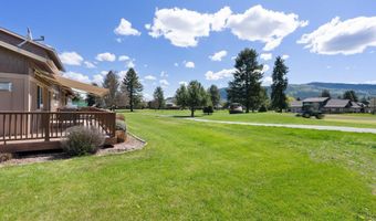 108 Ironwood Dr, Blanchard, ID 83804