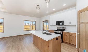 2316 E Tinley St, Brandon, SD 57005