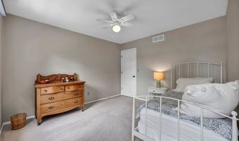 561 Willard Rd, Aurora, OH 44202