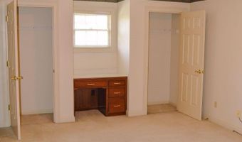 166 Castleton Dr, Bardstown, KY 40004