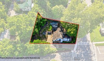 210 W State St, Athens, OH 45701