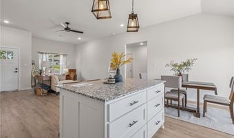 1020 Hunter Dr, Barling, AR 72923