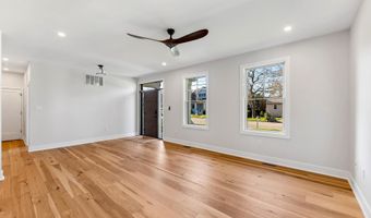 515 Sandalwood Rd, Villas, NJ 08251