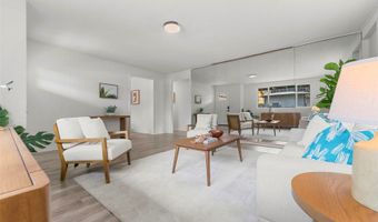 4819 Likini St, Honolulu, HI 96818