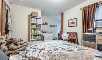 8 Westover Ct, Madison, WI 53719
