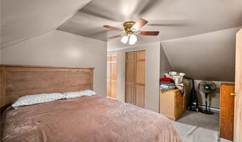 43 Pearl St, Lincoln, RI 02838