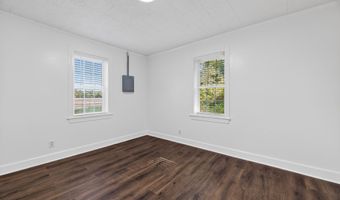 2489 Pocosin Rd, Ayden, NC 28513